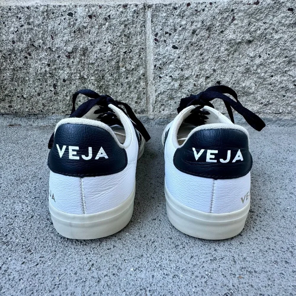 VEJA Campo Sneakers Womens 8 US EUR 39 Black & White Leather Lace-Up Shoes - Picture 6 of 9